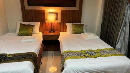 The Prisha Inn Patong Kültér fotó